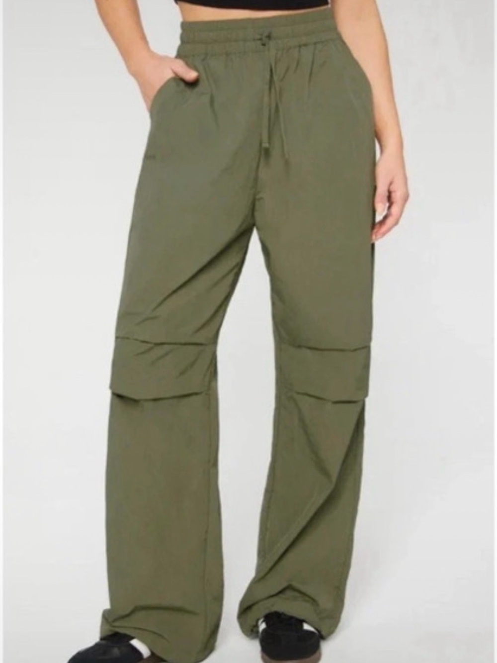 Fabletics Olive Green Wide-Leg Cargo Joggers